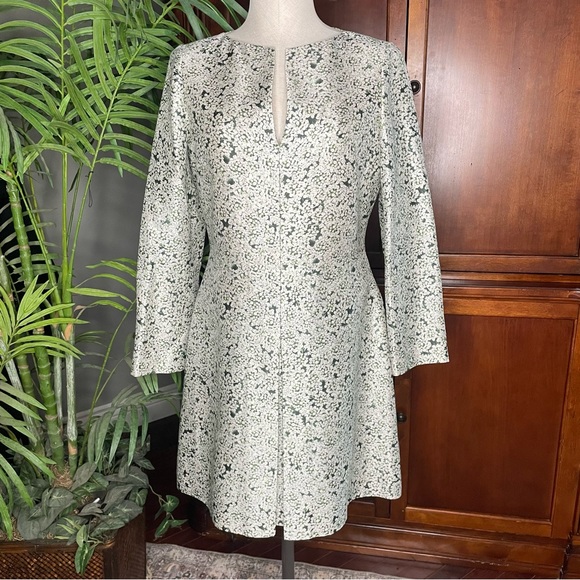 Tory Burch Dresses & Skirts - Tory Burch Rhoda Floral Silk Runway Dress